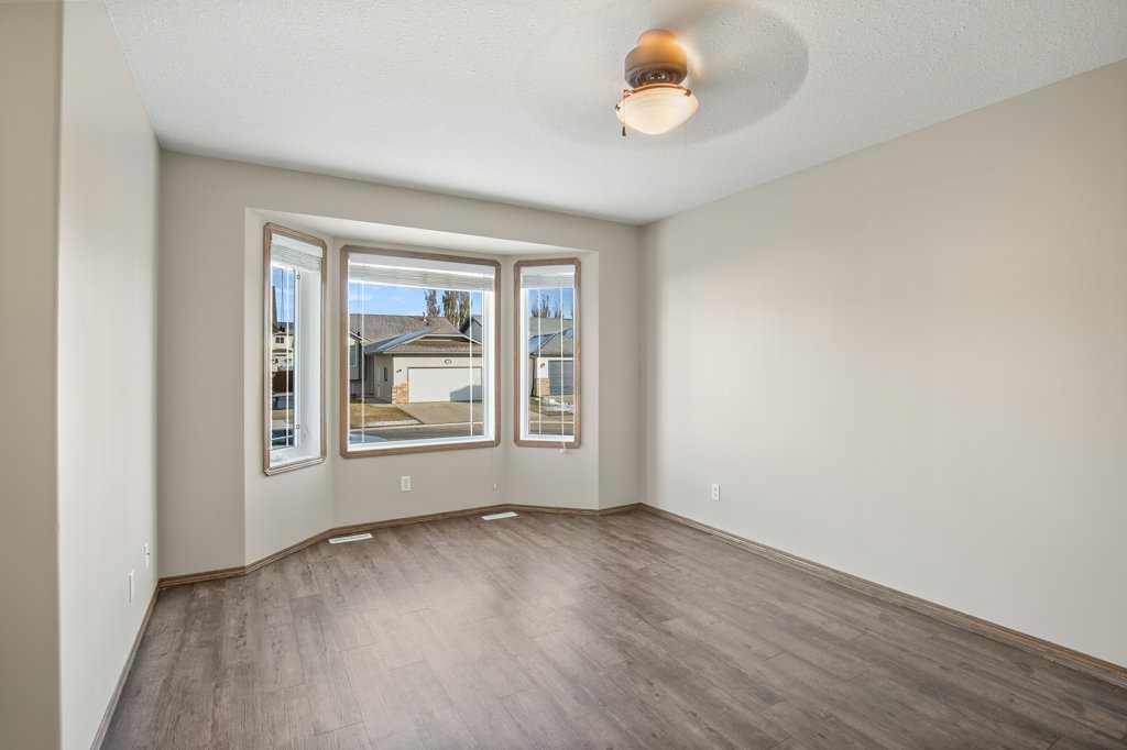 Fifth View of 129 Lyons Close , Lancaster Green, Red Deer, Alberta, T4R 3P6