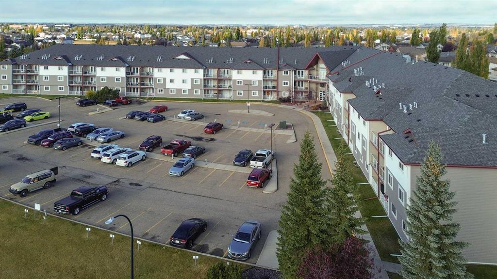 Fourth View of 112, 260 Duston Street , Devonshire, Red Deer, Alberta, T3K 4H8