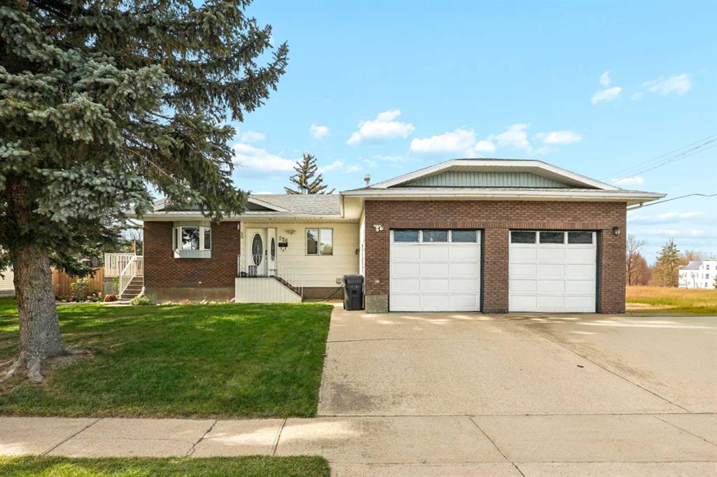 526 6 Street S, A2355102, Alberta,