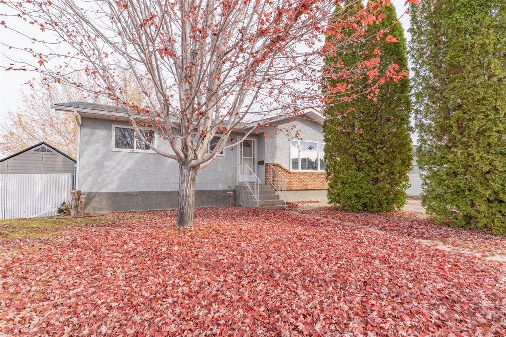 5 Stapeford Crescent SE, A2355150, Alberta,