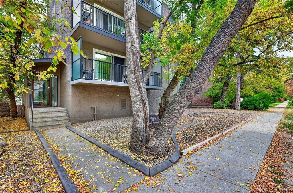 Fifth View of 201, 709 3 Avenue NW, Sunnyside, Calgary, Alberta, T2L0V7