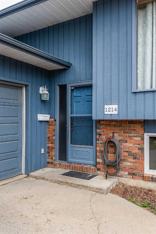 Fifth View of 1214 24 Street SE, Connaught, Medicine Hat, Alberta, T1B 1V9