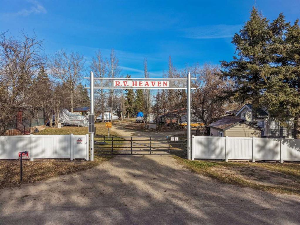 Third View of 22, 12040 Township Road 422  , NONE, Rural Ponoka County, Alberta, T0C 2J0