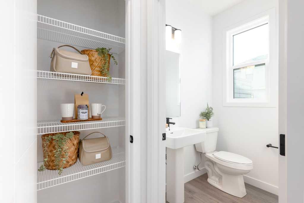 Third View of 705, 437 Alpine Avenue SW, Alpine Park, Calgary, Alberta, T2Y 0Z8