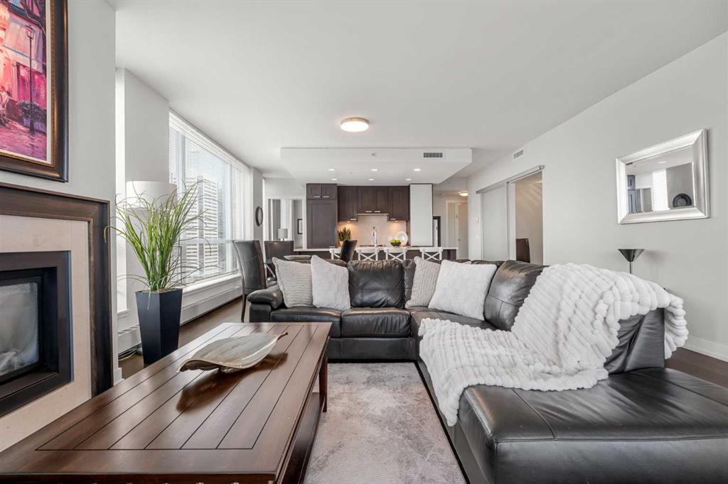 Third View of 1423, 222 Riverfront Avenue SW, Chinatown, Calgary, Alberta, T2P 0X2
