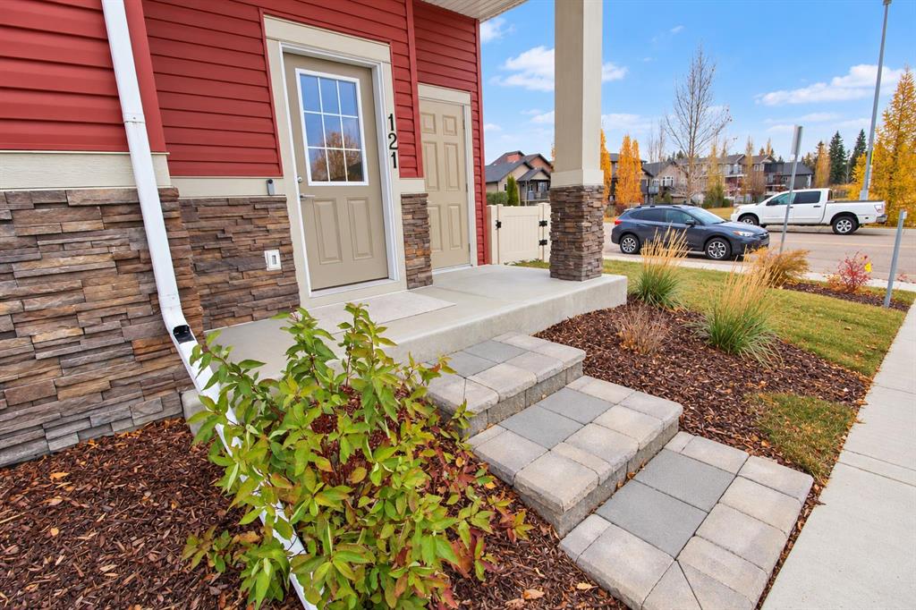 Fourth View of 121 Golden Crescent , Garden Heights, Red Deer, Alberta, T4P 2S7