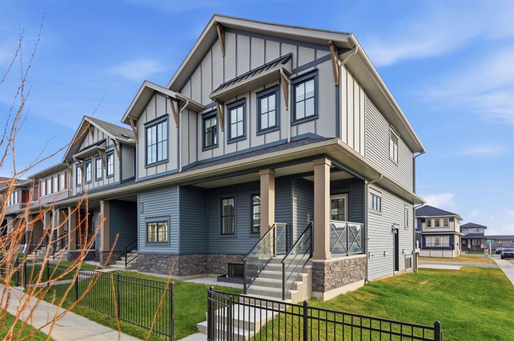 184 Lawson Lane SE, A2355316, Alberta,