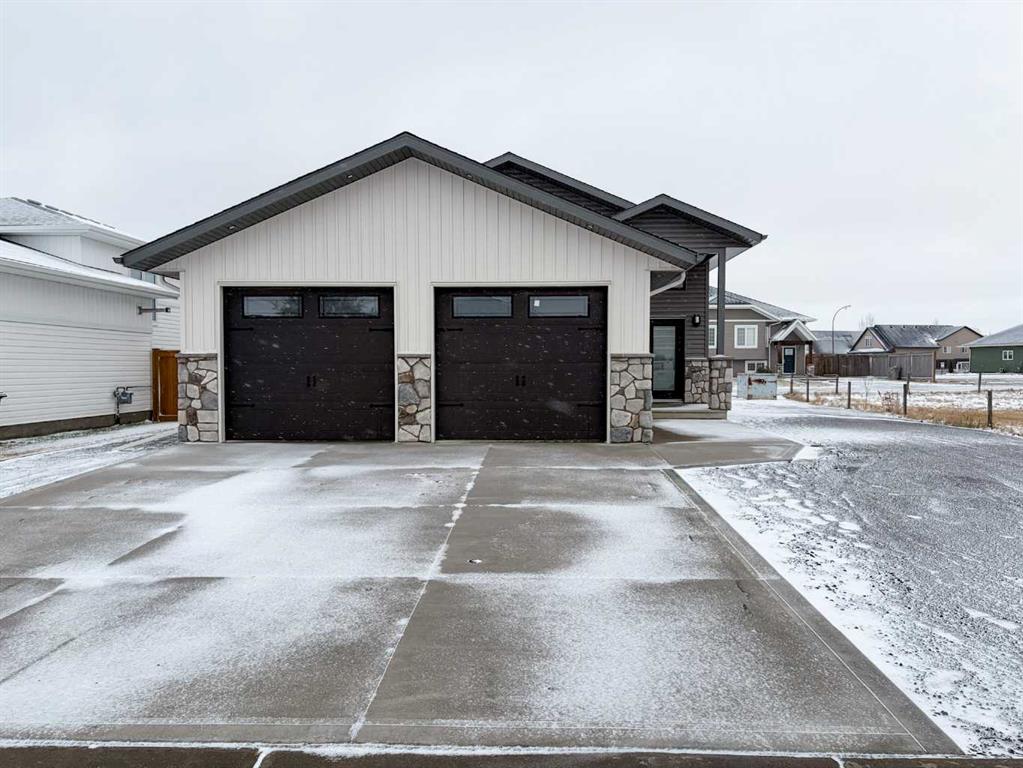 4019 Monarch Way , A2355382, Alberta,