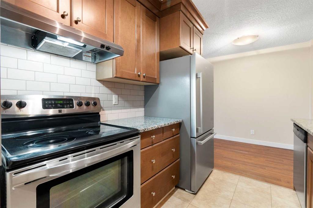Fourth View of 304, 507 57 Avenue SW, Windsor Park, Calgary, Alberta, T2V 0H3