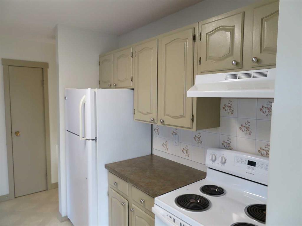 Third View of 142 Allan Street , Anders Park, Red Deer, Alberta, T4R 1E7