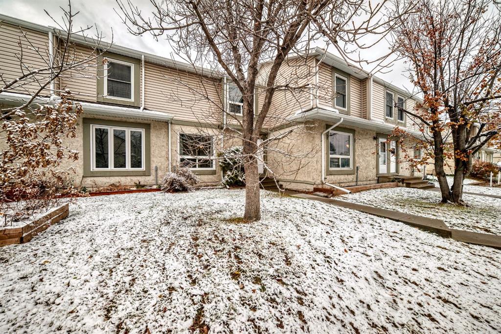 Third View of 111 Deer Ridge Lane SE, Deer Ridge, Calgary, Alberta, T2J6N3