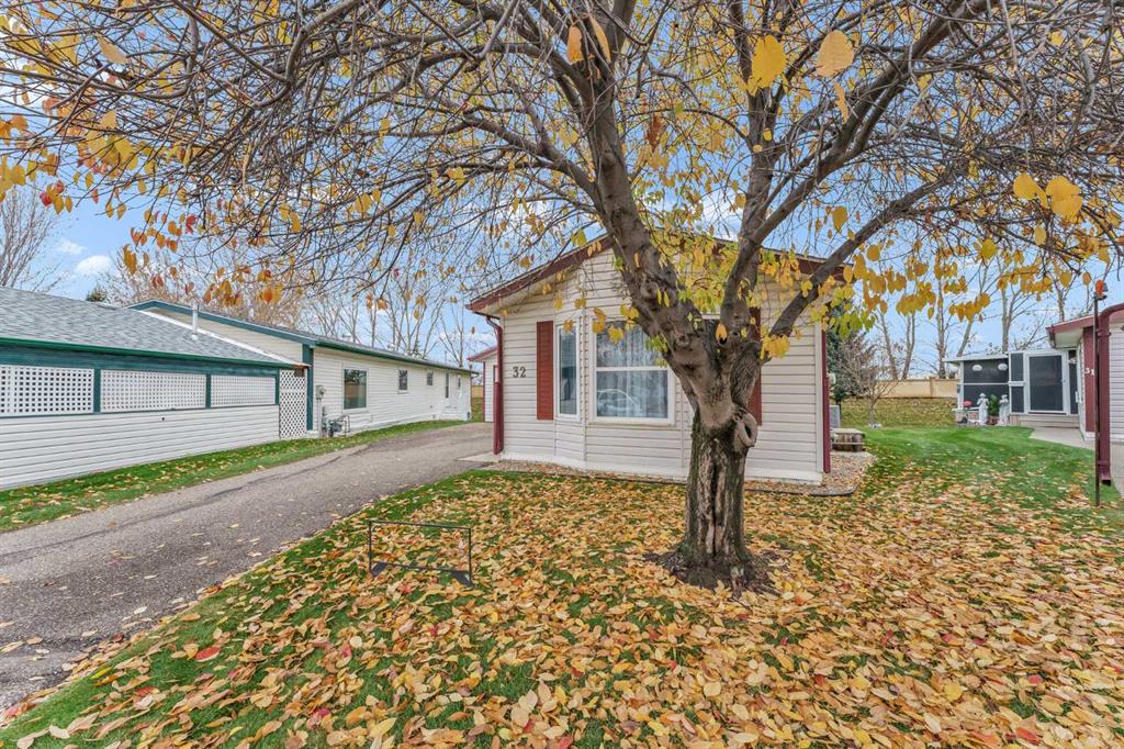 Fourth View of 32, 1600 Strachan Road SE, SE Southridge, Medicine Hat, Alberta, T1B4M3