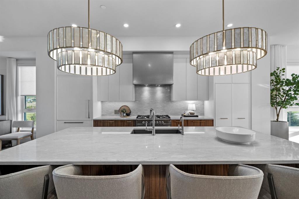 Second View of 8 Greenwich Heath NW, Greenwood/Greenbriar, Calgary, Alberta, T3B 6P3