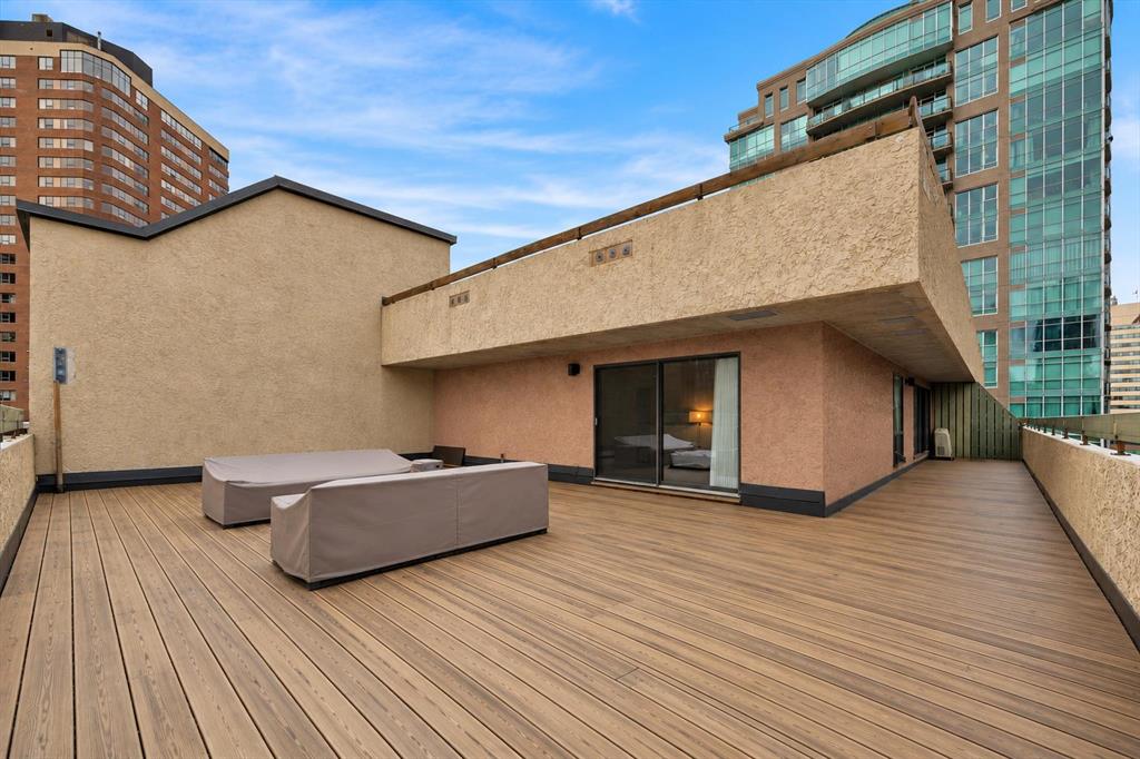 Third View of 801, 718 12 Avenue SW, Beltline, Calgary, Alberta, T2R 0H7
