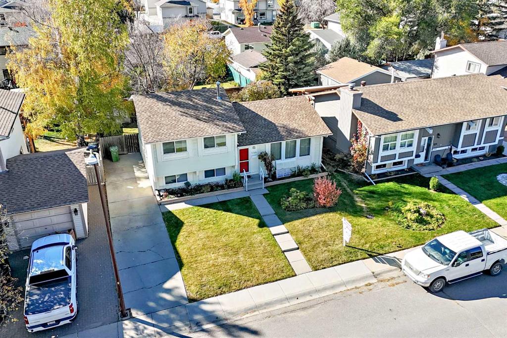 Third View of 143 Deer Ridge Way SE, Deer Ridge, Calgary, Alberta, T2J 5Y7