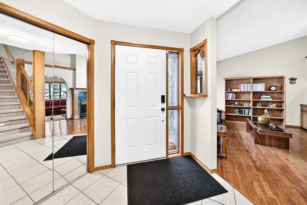 Fifth View of 68 Hawkdale Close NW, Hawkwood, Calgary, Alberta, T3G 3A6
