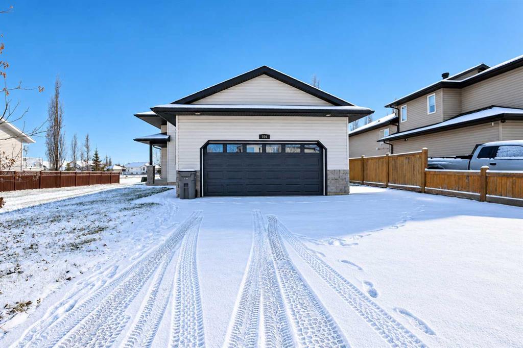 104 Crystal Heights Lane , A2355820, Alberta,