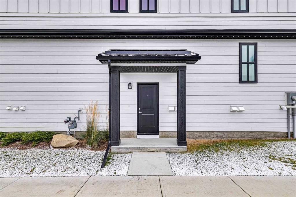 Fourth View of 652 Buffaloberry Manor SE, Ricardo Ranch, Calgary, Alberta, T3M3K4