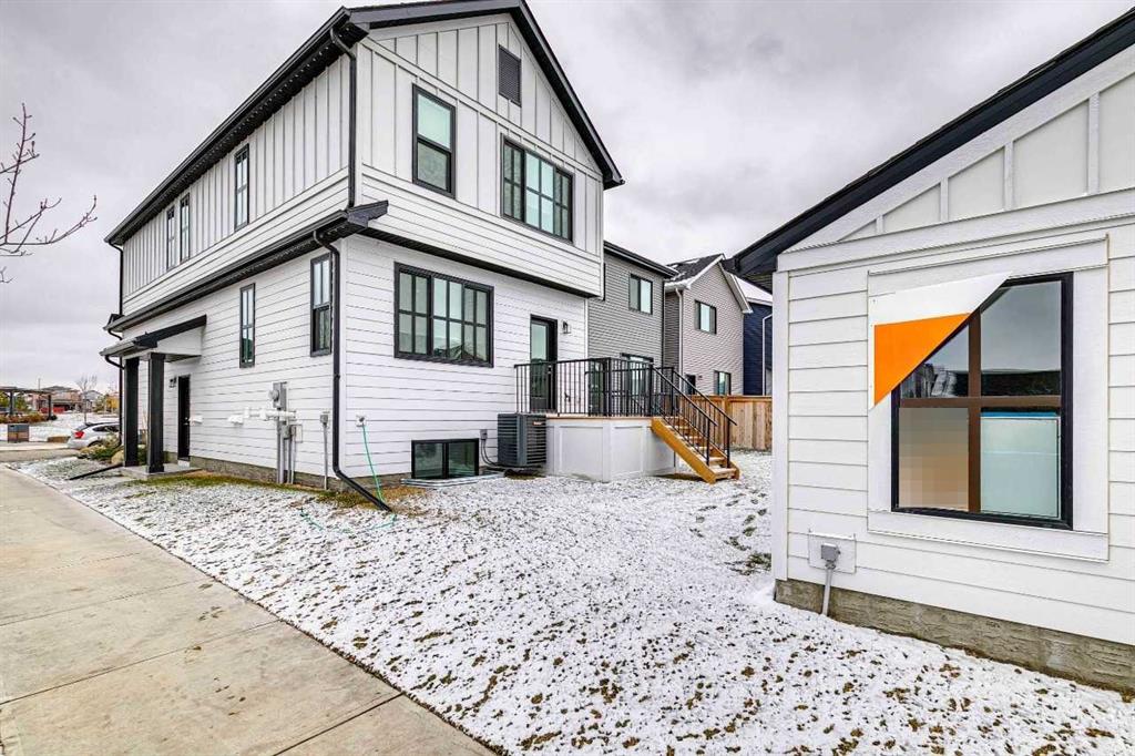 Fifth View of 652 Buffaloberry Manor SE, Ricardo Ranch, Calgary, Alberta, T3M3K4
