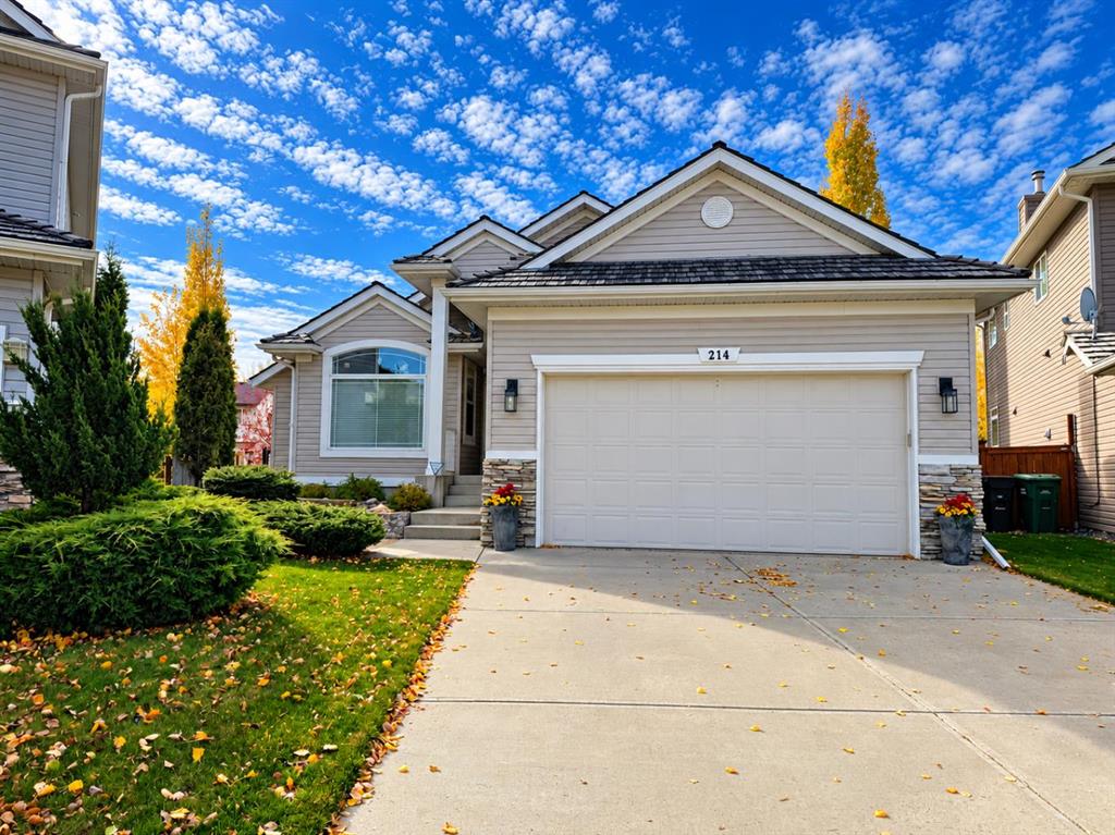 Second View of 214 Douglas Glen Gardens SE, Douglasdale/Glen, Calgary, Alberta, T2Z 3S9