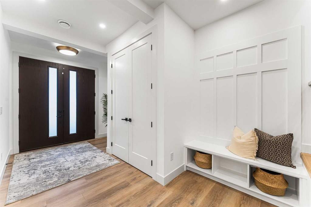 Third View of 407 Patterson Boulevard SW, Patterson, Calgary, Alberta, T3H 3N6