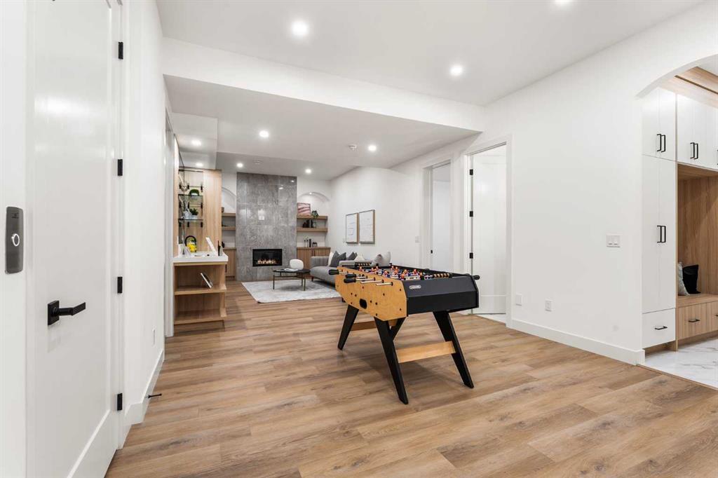 Fifth View of 407 Patterson Boulevard SW, Patterson, Calgary, Alberta, T3H 3N6