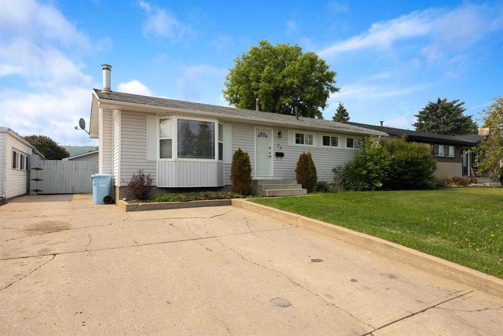 33 Fitzgerald Avenue , A2184800, Alberta,