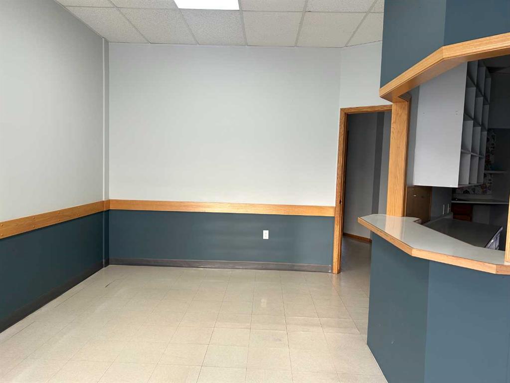 Third View of 103A, 1501 Dunmore Road SE, Southview-Park Meadows, Medicine Hat, Alberta, T1A 1Z8