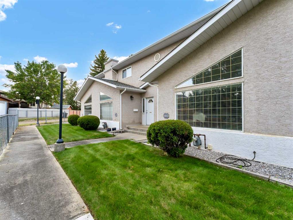 403, 165 South Ridge Drive SE, A2200024, Alberta,