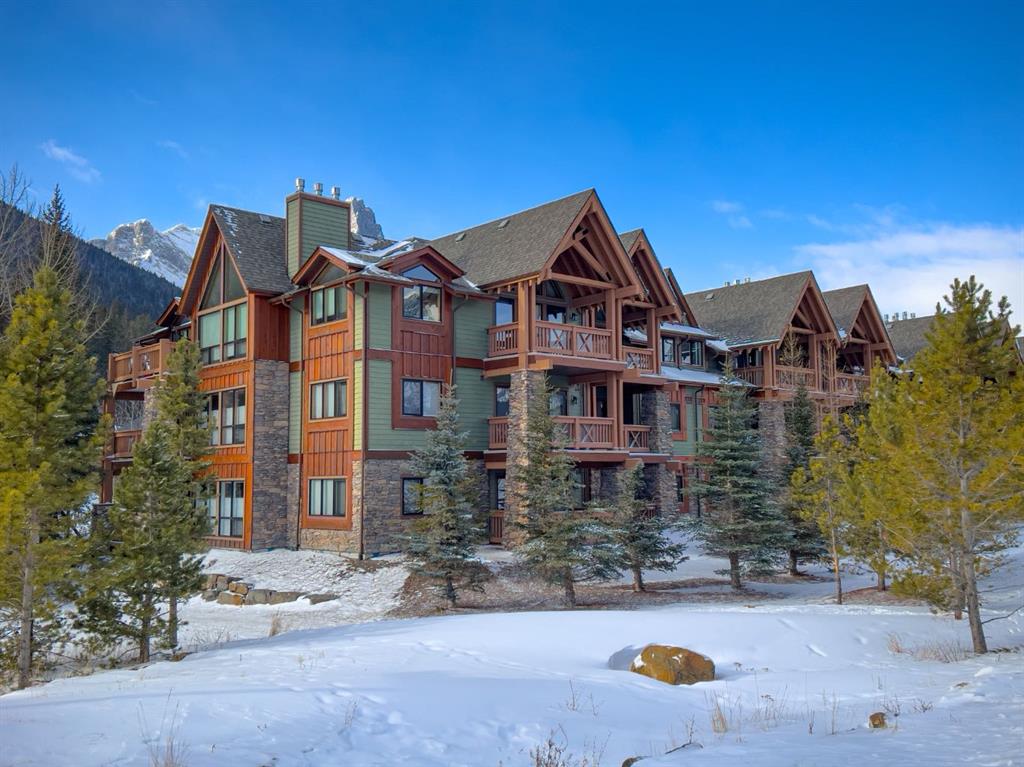 220, 106 Stewart Creek Landing , A2201373, Alberta,