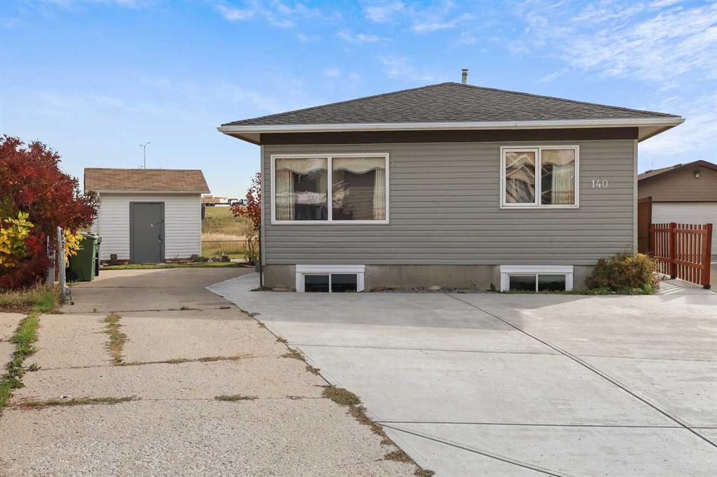 140 Aberfoyle Close NE, A2204208, Alberta,