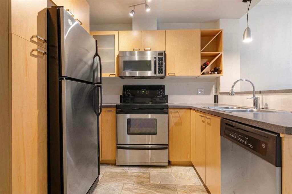 111, 315 24 Avenue SW, A2205692, Alberta,