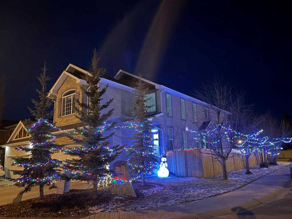 5 Cougartown Circle SW, A2211554, Alberta,