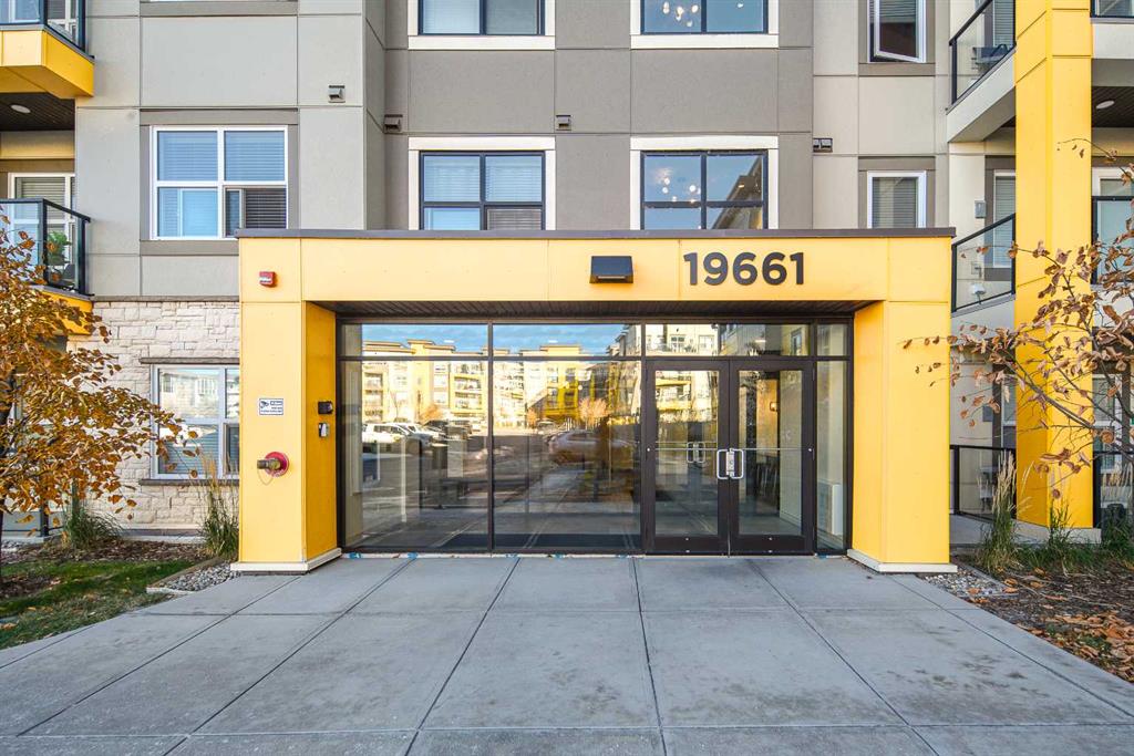 302, 19661 40 Street SE, A2212056, Alberta,
