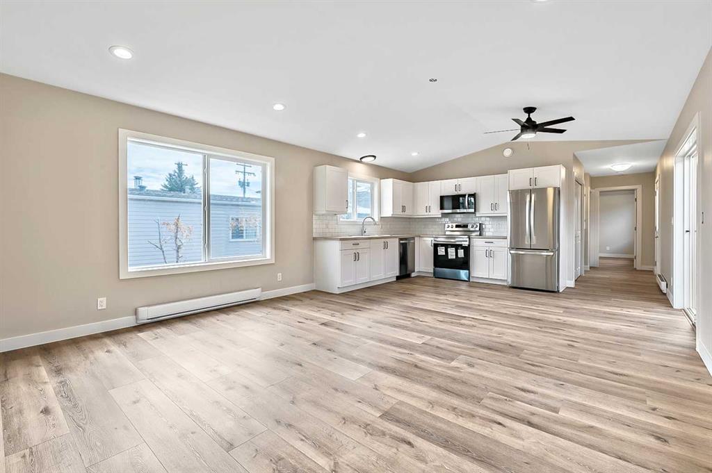 221 1 Avenue NW, A2212403, Alberta,