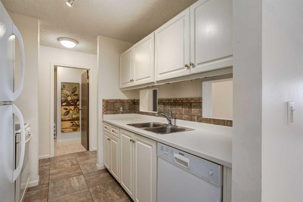 4210, 385 Patterson Hill SW, A2212615, Alberta,