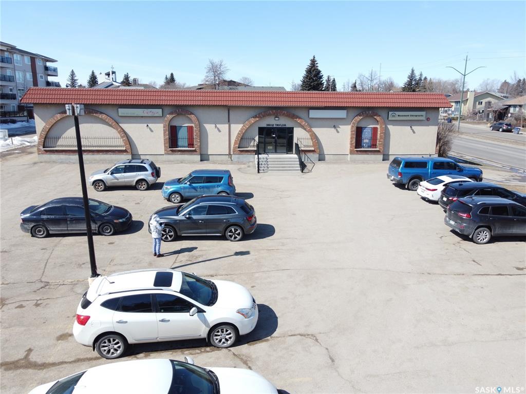 Second View of 3602 Taylor Street E #Bay 3A, Lakeview SA, Saskatoon, Saskatchewan, S7H 5H9