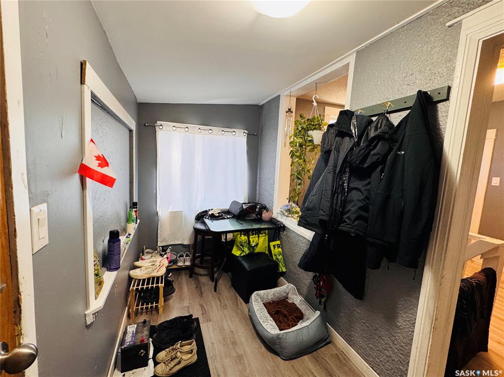 Third View of 1521 B Avenue N, Mayfair, Saskatoon, Saskatchewan, S7L 1G9