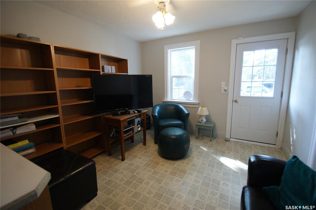 Third View of 134 K Avenue S, Pleasant Hill, Saskatoon, Saskatchewan, S7M 2C6