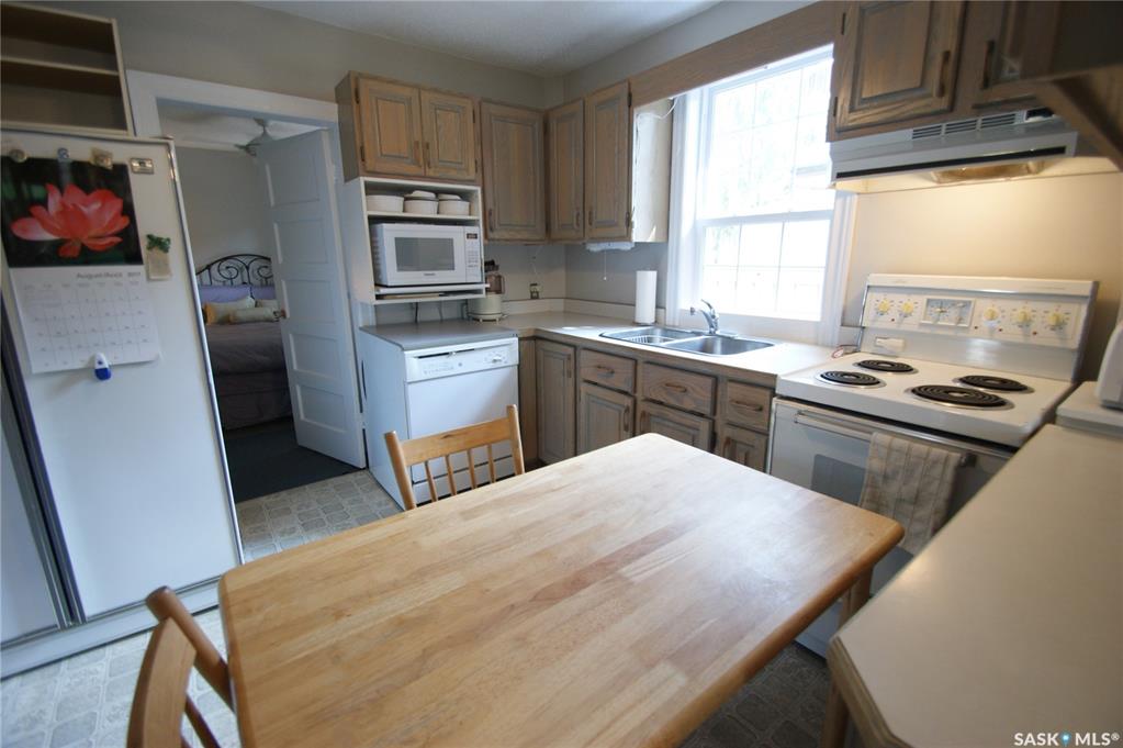 Fourth View of 134 K Avenue S, Pleasant Hill, Saskatoon, Saskatchewan, S7M 2C6