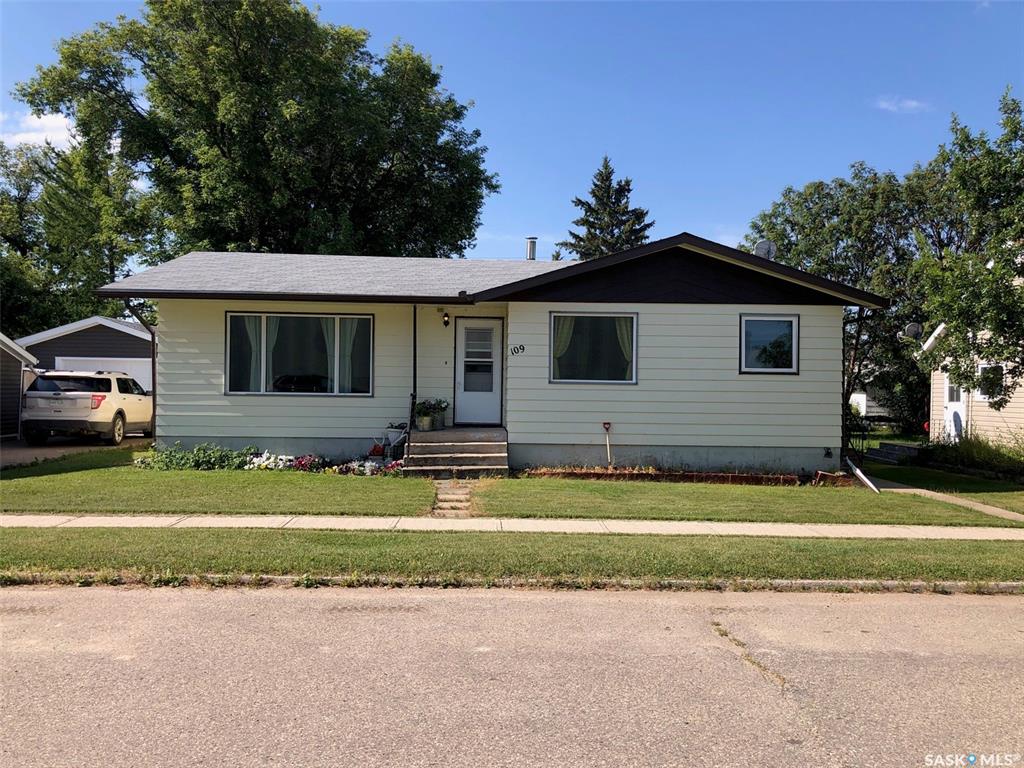 109 1st Avenue Nw, SK003098, Saskatchewan,