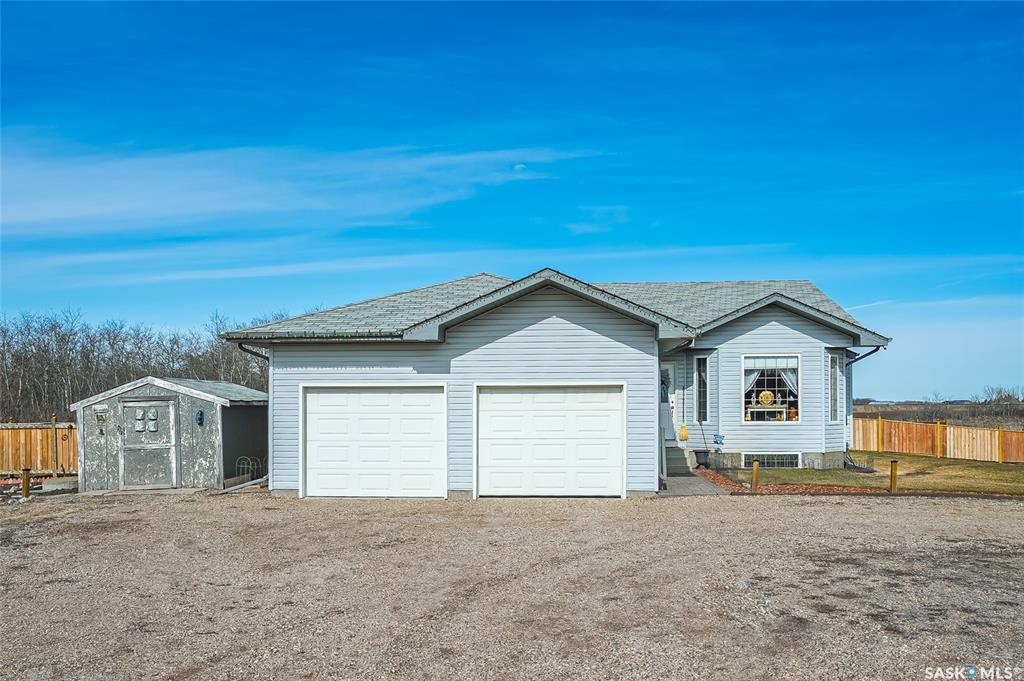 Country Acres, SK003347, Saskatchewan,