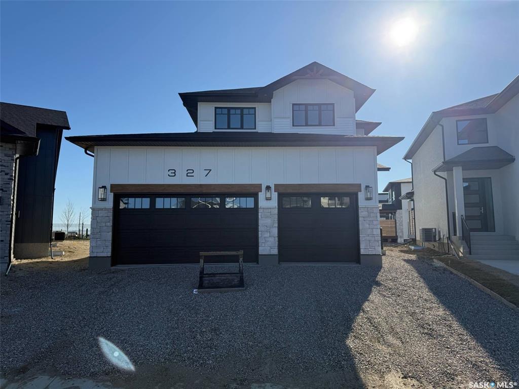 327 Woolf Bay, SK004471, Saskatchewan,