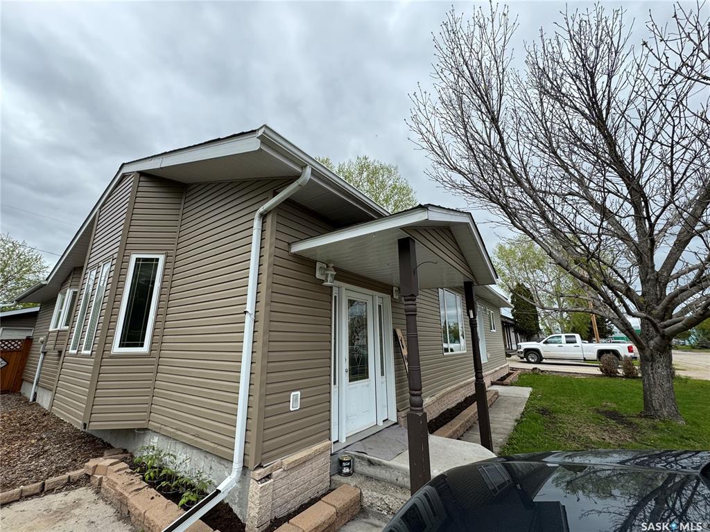 Second View of 513 Hudson Street, Hudson Bay, Saskatchewan, S0E 0Y0