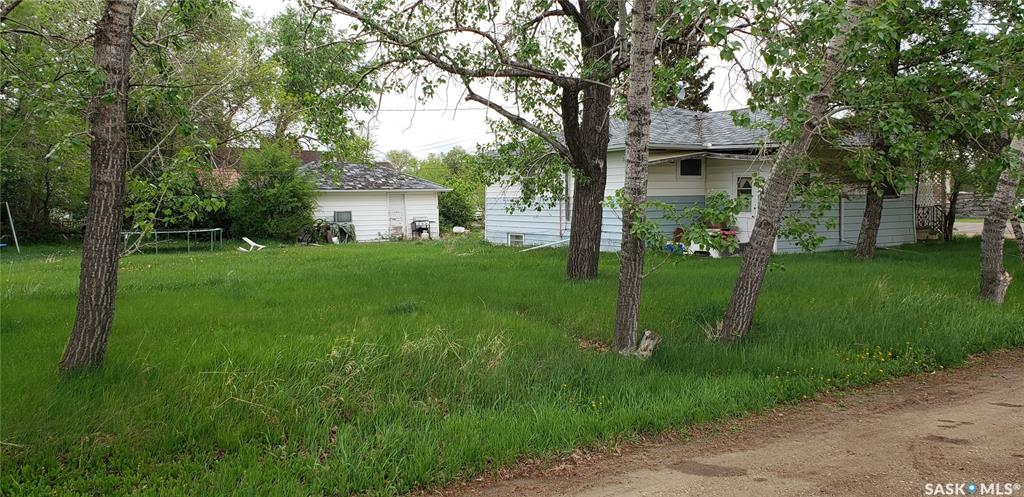 Fourth View of 324 2nd Street W, Lafleche, Saskatchewan, S0H 2K0