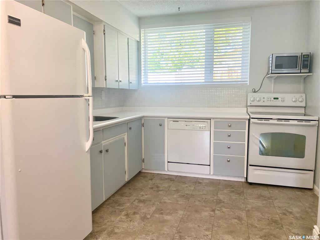 Fourth View of 4 Neill Place ##1, Douglas Place, Regina, Saskatchewan, S4N 2V4