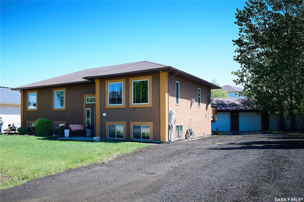 MLS® listing #SK007693 for sale located at 615 James Street S