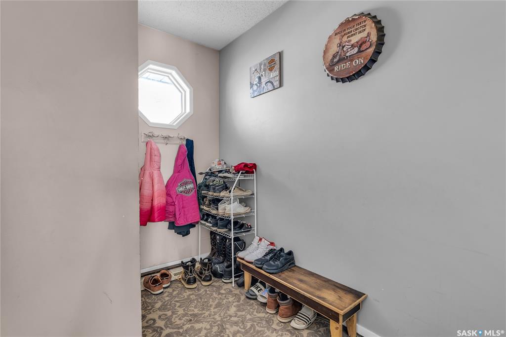 Third View of 442 444 Russell Road, Silverwood Heights, Saskatoon, Saskatchewan, S7K 6K9