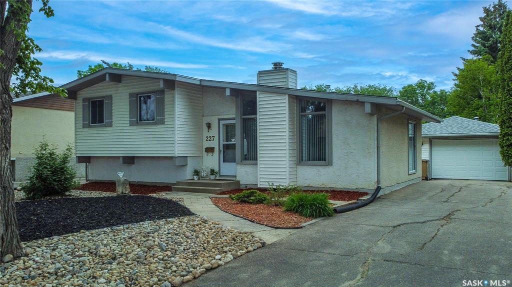 227 Hanley Crescent, SK009540, Saskatchewan,