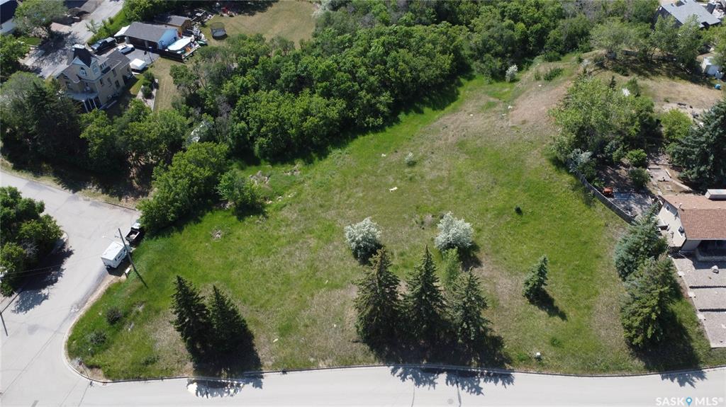 MLS® listing #SK009922 for sale located at 325 James Street S